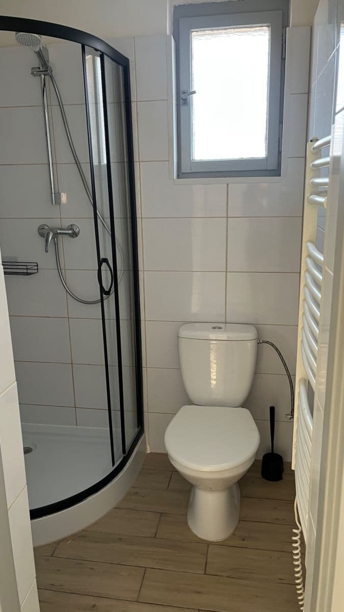 Prenájom bytu 1-izbový 32 m², Sladkovského, Buštěhrad, Středočeský kraj Prenájom bytu 1-izbový 32 m², Sladkovského, Buštěhrad, Středočeský kraj