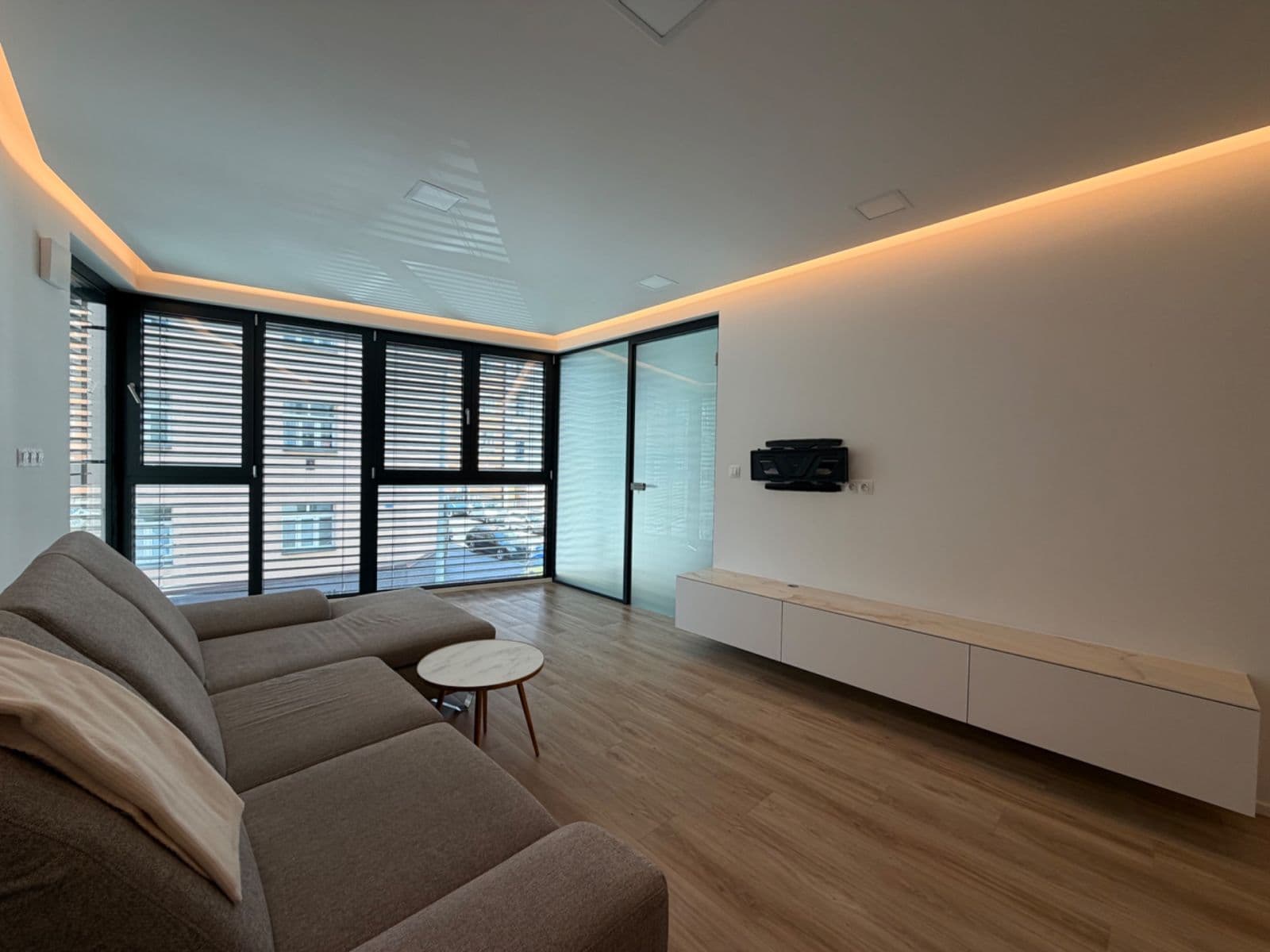 Prenájom bytu 2-izbový 57 m², Na Sypkém, Praha, Praha Prenájom bytu 2-izbový 57 m², Na Sypkém, Praha, Praha