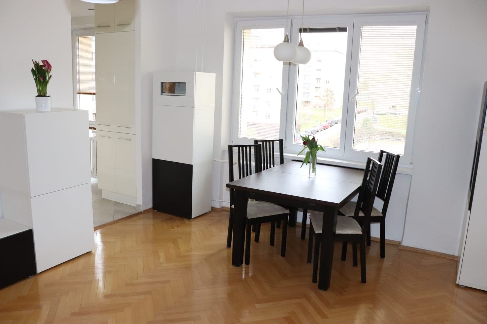 Prenájom bytu 2-izbový 55 m², Na Chodovci, Praha, Praha Prenájom bytu 2-izbový 55 m², Na Chodovci, Praha, Praha