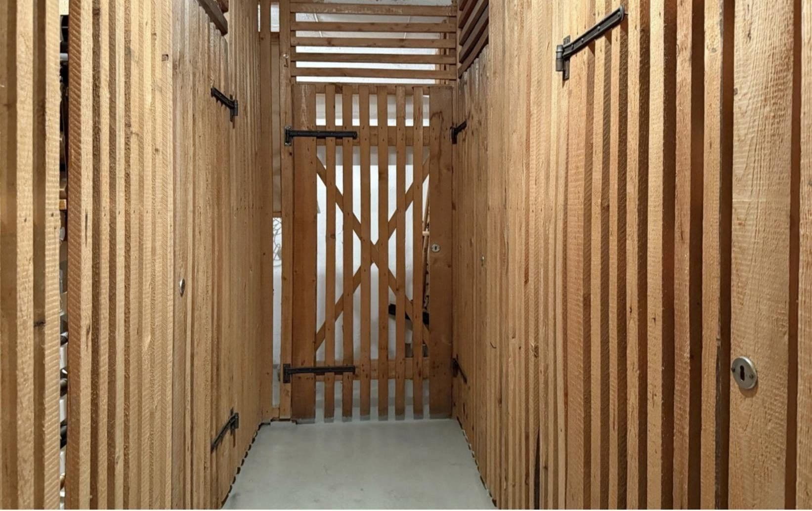 Prenájom bytu 2-izbový 69 m², Stuttgart, Bádensko-Wurttembersko Prenájom bytu 2-izbový 69 m², Stuttgart, Bádensko-Wurttembersko