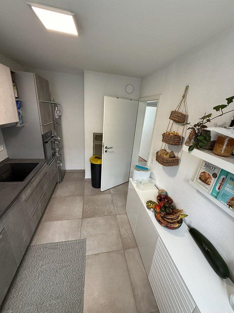 Prenájom bytu 4-izbový 103 m², Schwäbisch Gmünd, Bádensko-Wurttembersko Prenájom bytu 4-izbový 103 m², Schwäbisch Gmünd, Bádensko-Wurttembersko