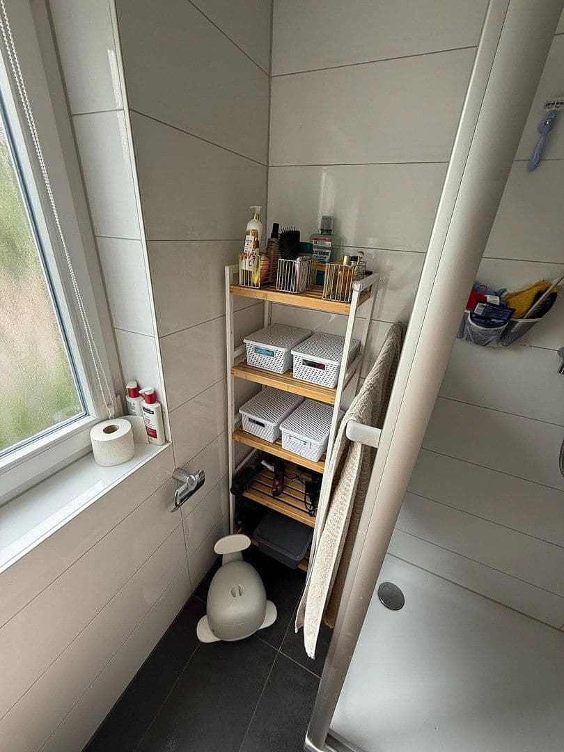 Prenájom bytu 4-izbový 103 m², Schwäbisch Gmünd, Bádensko-Wurttembersko Prenájom bytu 4-izbový 103 m², Schwäbisch Gmünd, Bádensko-Wurttembersko