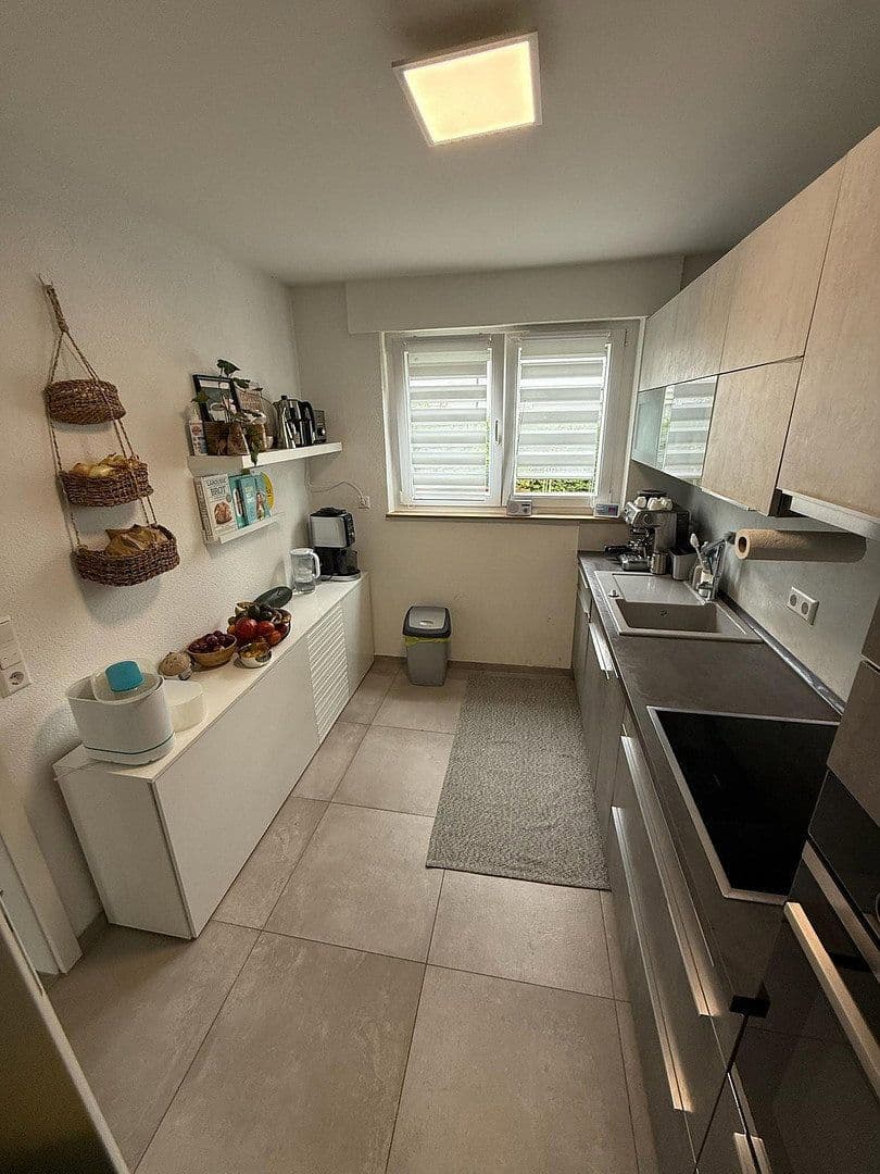 Prenájom bytu 4-izbový 103 m², Schwäbisch Gmünd, Bádensko-Wurttembersko Prenájom bytu 4-izbový 103 m², Schwäbisch Gmünd, Bádensko-Wurttembersko