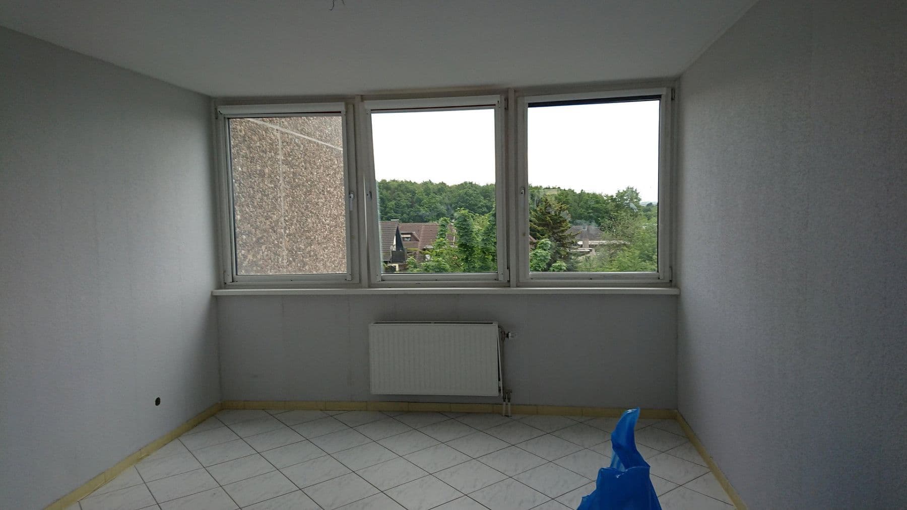 Prenájom bytu 3-izbový 73 m², Hunsrückstr. 1, Kerpen, Severné Porýnie - Westfálsko Prenájom bytu 3-izbový 73 m², Hunsrückstr. 1, Kerpen, Severné Porýnie - Westfálsko