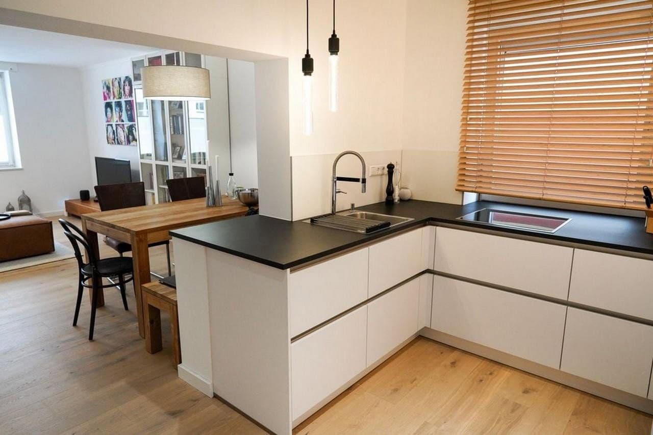 Prenájom bytu 3-izbový 35 m², Lehenstraße 33, Stuttgart, Bádensko-Wurttembersko Prenájom bytu 3-izbový 35 m², Lehenstraße 33, Stuttgart, Bádensko-Wurttembersko