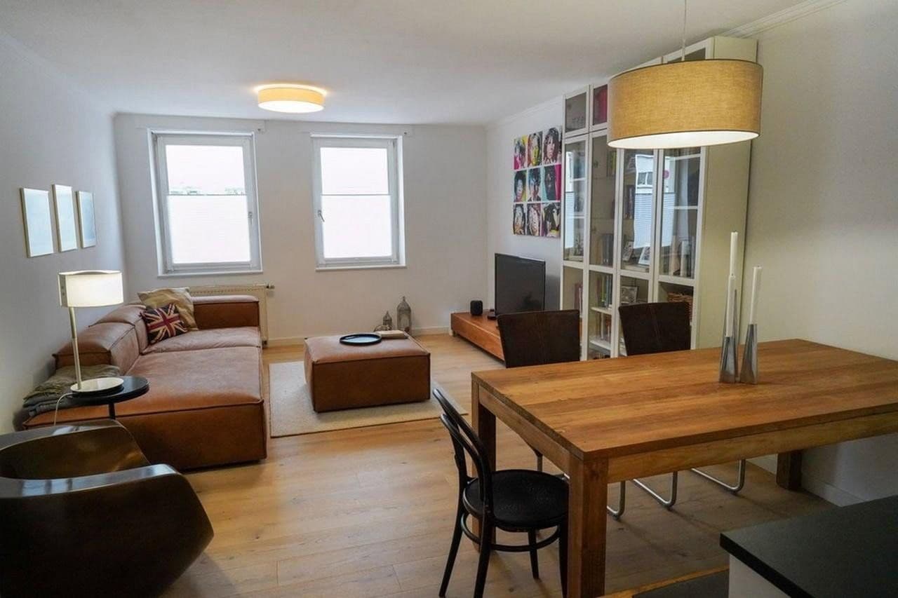 Prenájom bytu 3-izbový 35 m², Lehenstraße 33, Stuttgart, Bádensko-Wurttembersko Prenájom bytu 3-izbový 35 m², Lehenstraße 33, Stuttgart, Bádensko-Wurttembersko