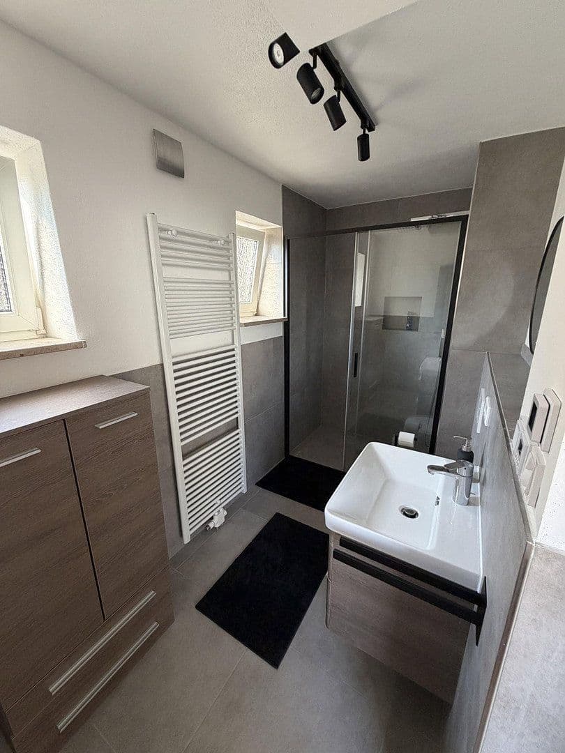 Prenájom bytu 3-izbový 75 m², Ingolstadt/Hagau, Bavorsko Prenájom bytu 3-izbový 75 m², Ingolstadt/Hagau, Bavorsko