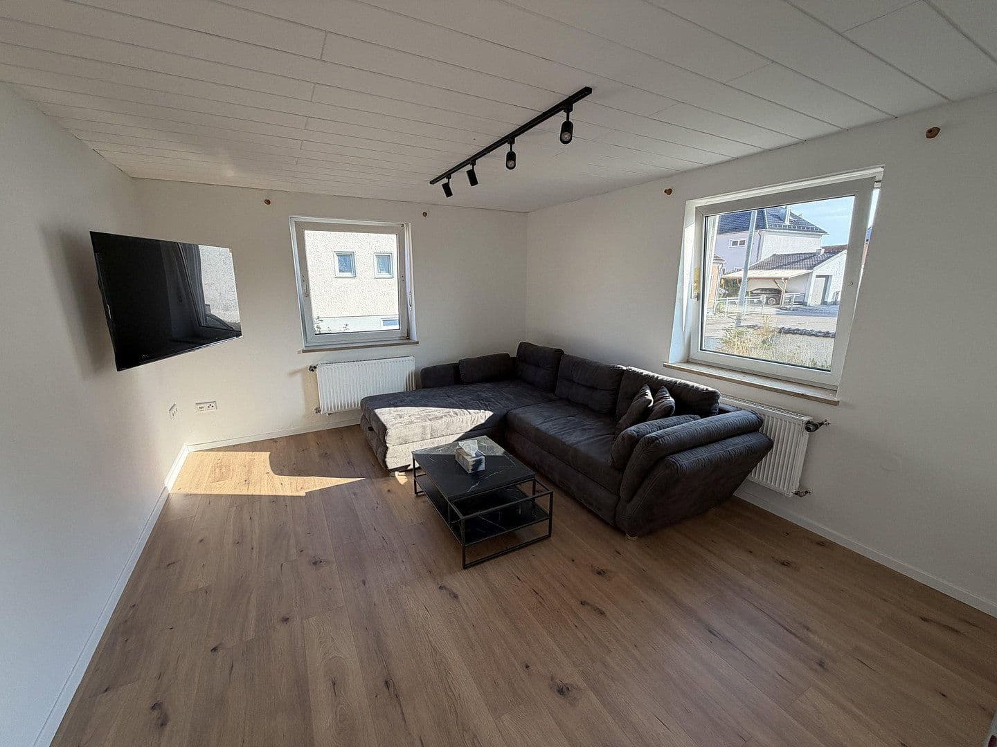 Prenájom bytu 3-izbový 75 m², Ingolstadt/Hagau, Bavorsko Prenájom bytu 3-izbový 75 m², Ingolstadt/Hagau, Bavorsko