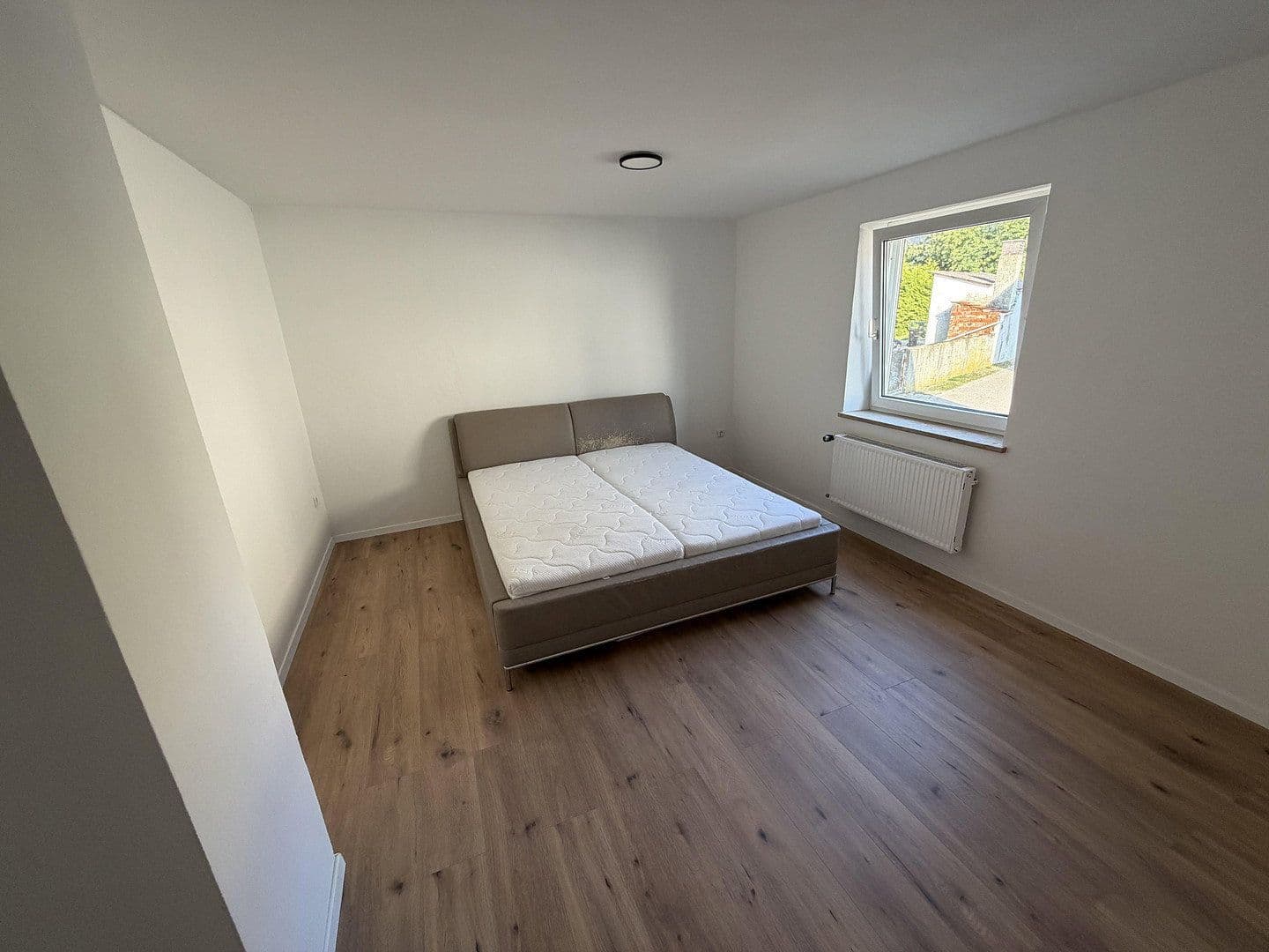 Prenájom bytu 3-izbový 75 m², Ingolstadt/Hagau, Bavorsko Prenájom bytu 3-izbový 75 m², Ingolstadt/Hagau, Bavorsko
