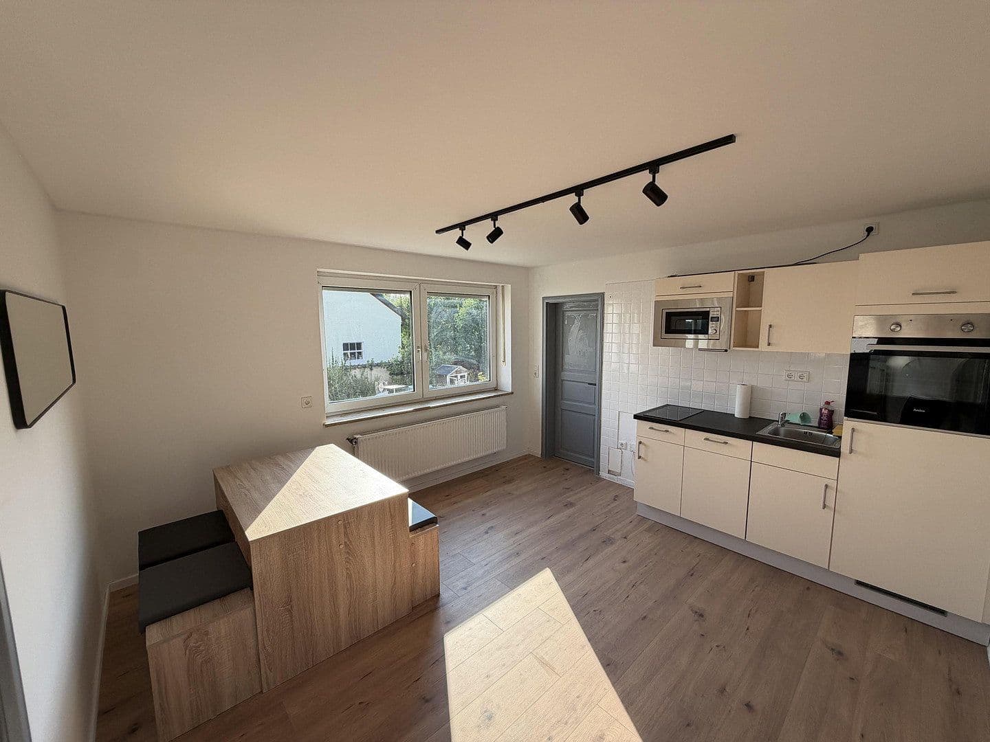 Prenájom bytu 3-izbový 75 m², Ingolstadt/Hagau, Bavorsko Prenájom bytu 3-izbový 75 m², Ingolstadt/Hagau, Bavorsko