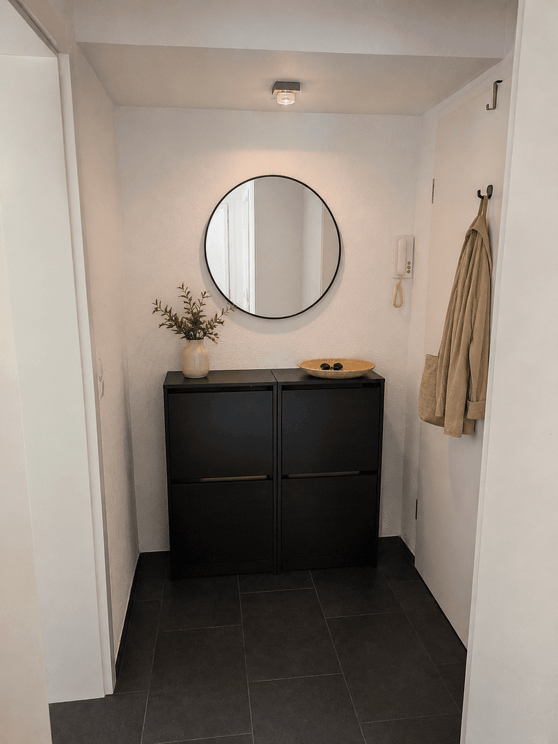 Prenájom bytu 2-izbový 52 m², Sindelfingen, Bádensko-Wurttembersko Prenájom bytu 2-izbový 52 m², Sindelfingen, Bádensko-Wurttembersko