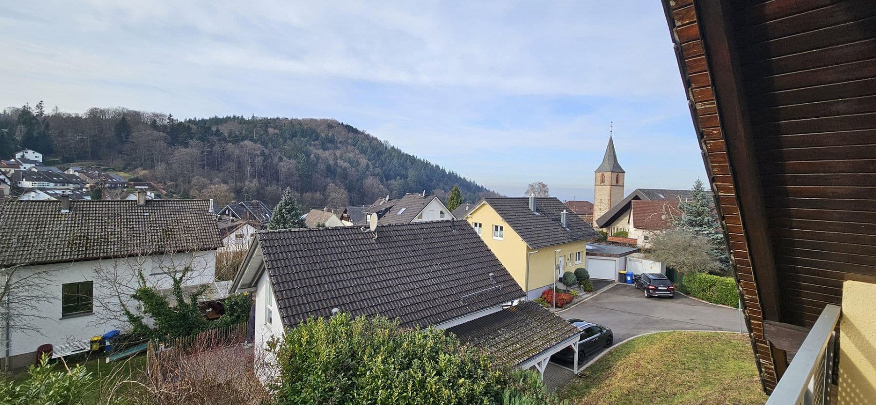 Prenájom bytu 4-izbový 112 m², Baden-Baden, Bádensko-Wurttembersko Prenájom bytu 4-izbový 112 m², Baden-Baden, Bádensko-Wurttembersko