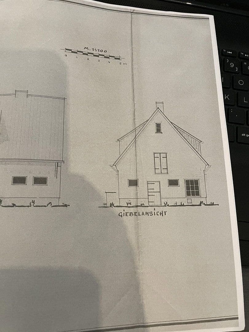 Predaj domu 180 m², pozemok 1.200 m², Stadthagen, Dolné Sasko Predaj domu 180 m², pozemok 1.200 m², Stadthagen, Dolné Sasko