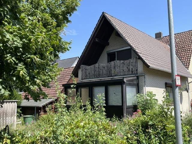 Predaj domu 180 m², pozemok 1.200 m², Stadthagen, Dolné Sasko Predaj domu 180 m², pozemok 1.200 m², Stadthagen, Dolné Sasko
