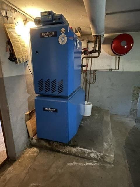 Predaj domu 180 m², pozemok 1.200 m², Stadthagen, Dolné Sasko Predaj domu 180 m², pozemok 1.200 m², Stadthagen, Dolné Sasko