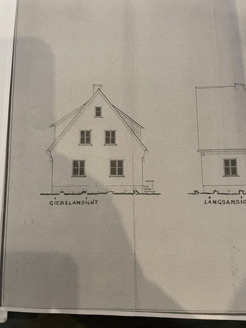 Predaj domu 180 m², pozemok 1.200 m², Stadthagen, Dolné Sasko Predaj domu 180 m², pozemok 1.200 m², Stadthagen, Dolné Sasko