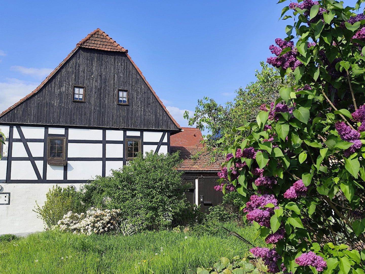 Predaj domu 157 m², pozemok 1.920 m², Zur Hohle 2, Dresden, Sasko Predaj domu 157 m², pozemok 1.920 m², Zur Hohle 2, Dresden, Sasko