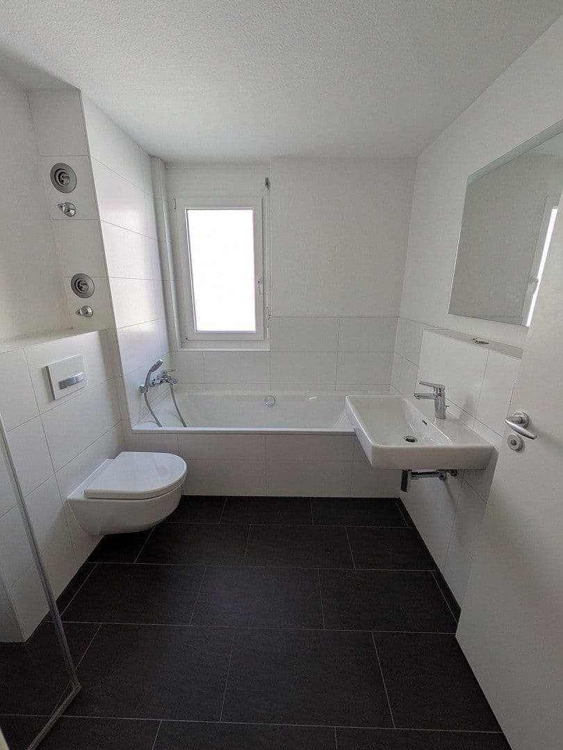 Predaj bytu 4-izbový 114 m², Weissach, Bádensko-Wurttembersko Predaj bytu 4-izbový 114 m², Weissach, Bádensko-Wurttembersko