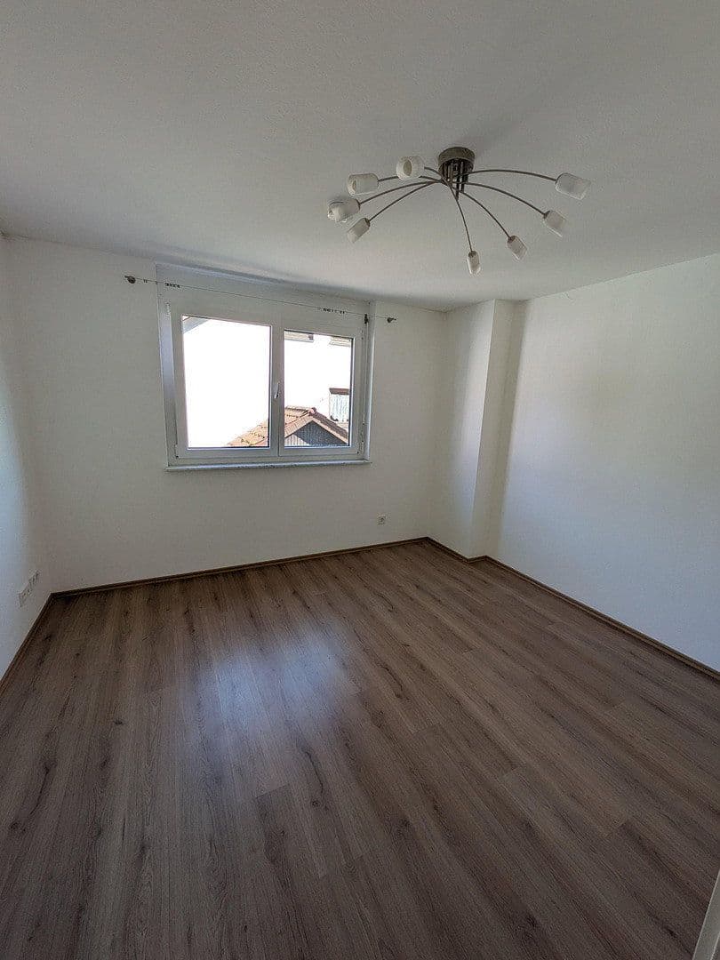 Predaj bytu 4-izbový 114 m², Weissach, Bádensko-Wurttembersko Predaj bytu 4-izbový 114 m², Weissach, Bádensko-Wurttembersko