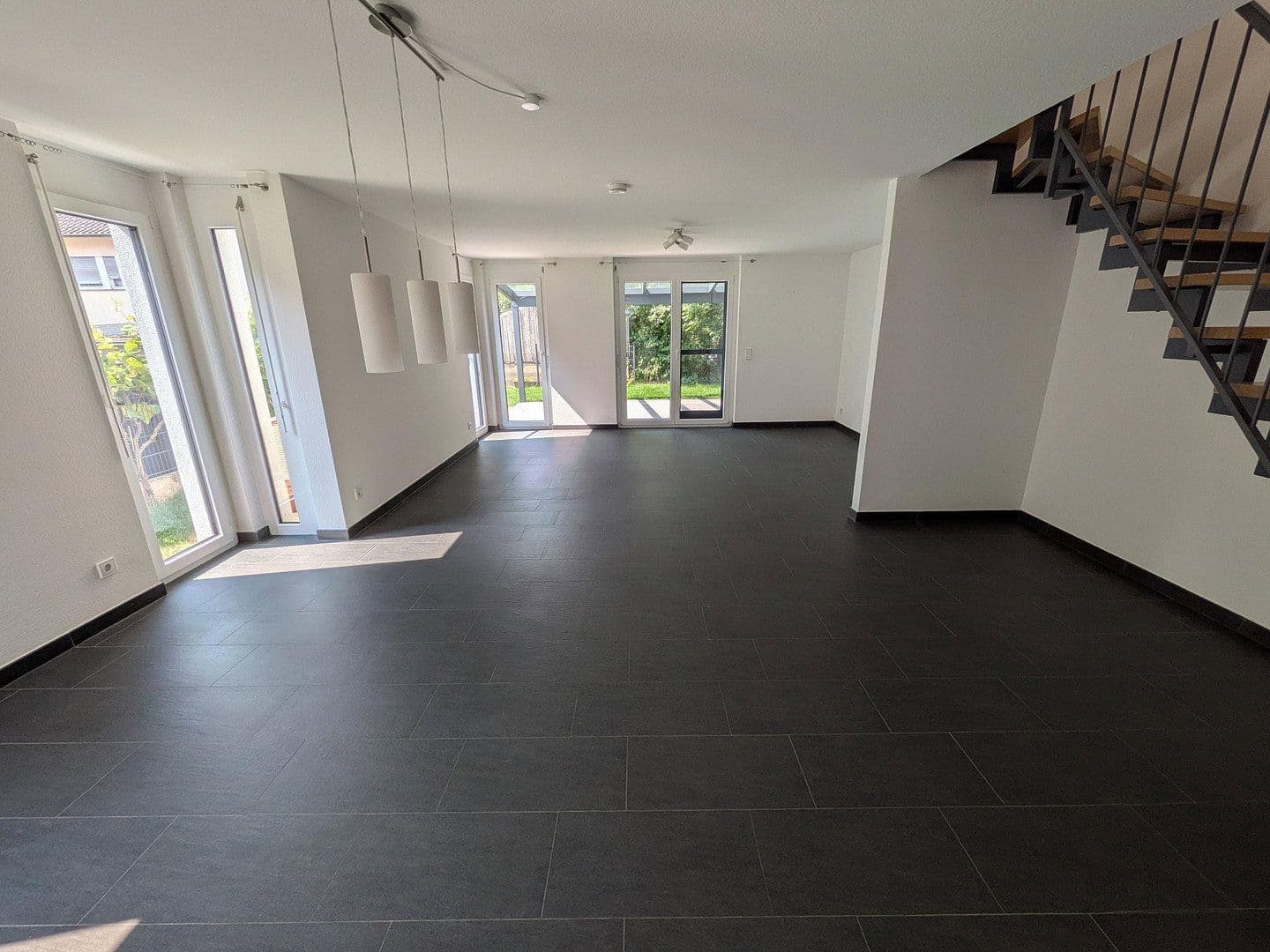 Predaj bytu 4-izbový 114 m², Weissach, Bádensko-Wurttembersko Predaj bytu 4-izbový 114 m², Weissach, Bádensko-Wurttembersko