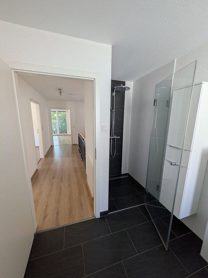 Predaj bytu 4-izbový 114 m², Weissach, Bádensko-Wurttembersko Predaj bytu 4-izbový 114 m², Weissach, Bádensko-Wurttembersko