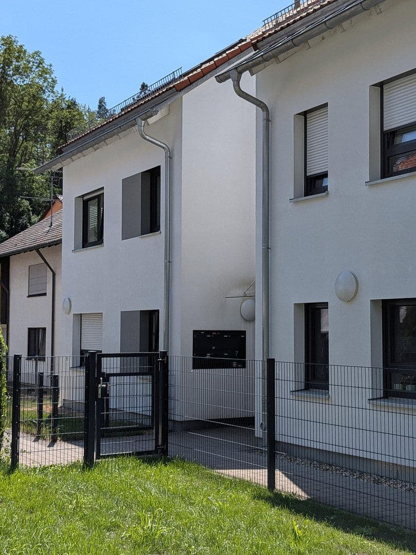 Predaj bytu 4-izbový 114 m², Weissach, Bádensko-Wurttembersko Predaj bytu 4-izbový 114 m², Weissach, Bádensko-Wurttembersko