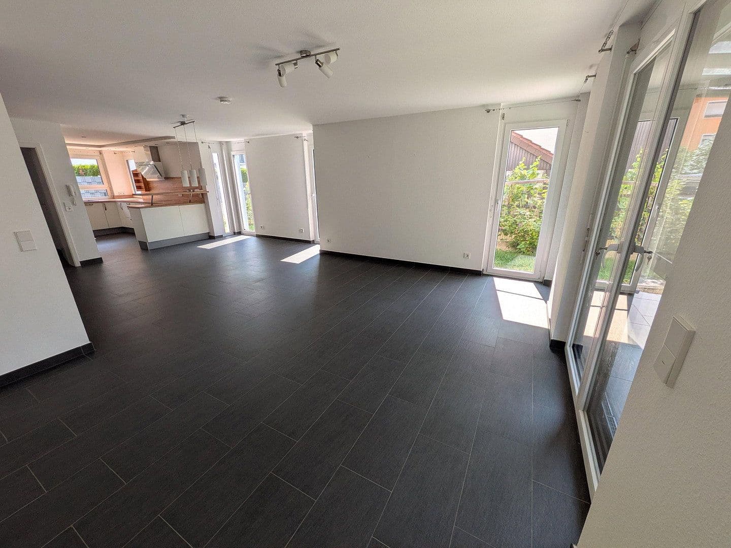 Predaj bytu 4-izbový 114 m², Weissach, Bádensko-Wurttembersko Predaj bytu 4-izbový 114 m², Weissach, Bádensko-Wurttembersko