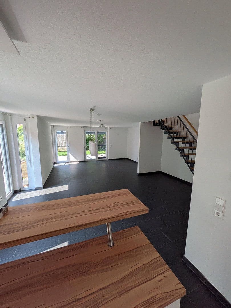 Predaj bytu 4-izbový 114 m², Weissach, Bádensko-Wurttembersko Predaj bytu 4-izbový 114 m², Weissach, Bádensko-Wurttembersko