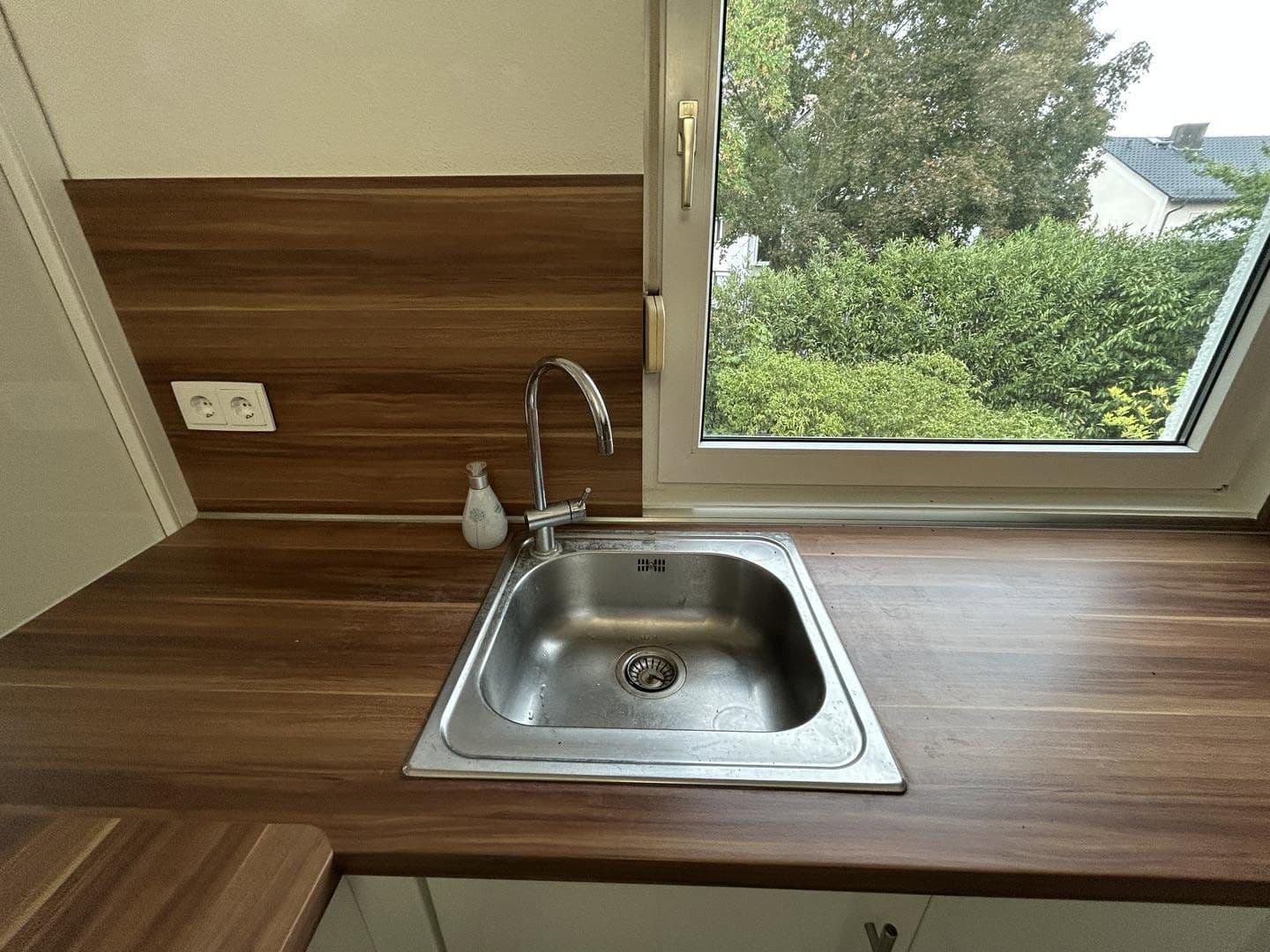 Prenájom bytu 2-izbový 70 m², Am Weiher 39-41, Hochheim, Hesensko Prenájom bytu 2-izbový 70 m², Am Weiher 39-41, Hochheim, Hesensko