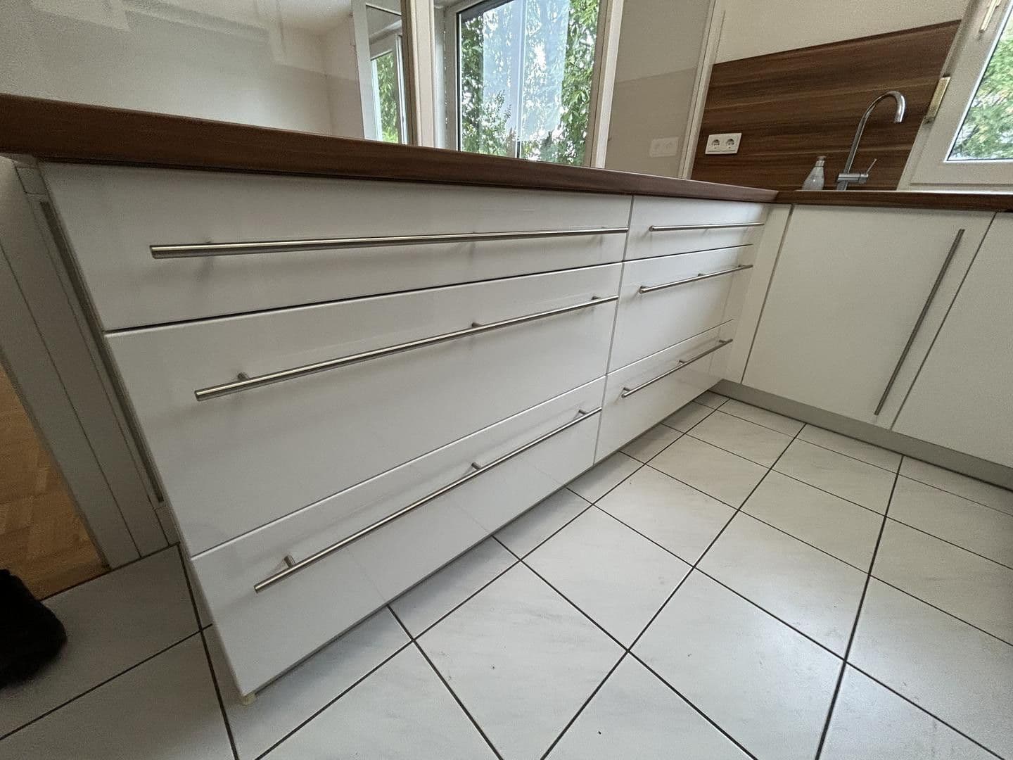 Prenájom bytu 2-izbový 70 m², Am Weiher 39-41, Hochheim, Hesensko Prenájom bytu 2-izbový 70 m², Am Weiher 39-41, Hochheim, Hesensko