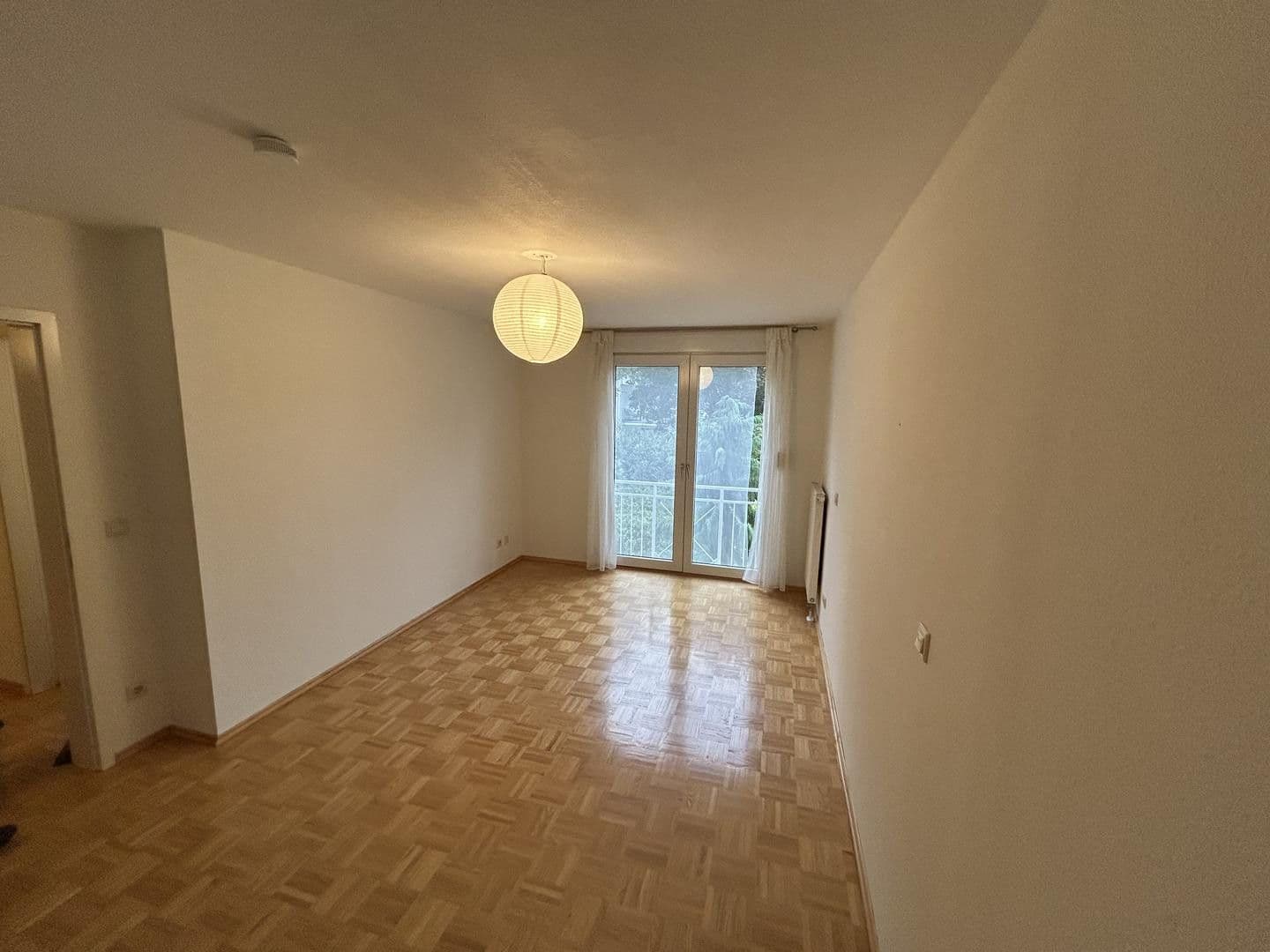 Prenájom bytu 2-izbový 70 m², Am Weiher 39-41, Hochheim, Hesensko Prenájom bytu 2-izbový 70 m², Am Weiher 39-41, Hochheim, Hesensko