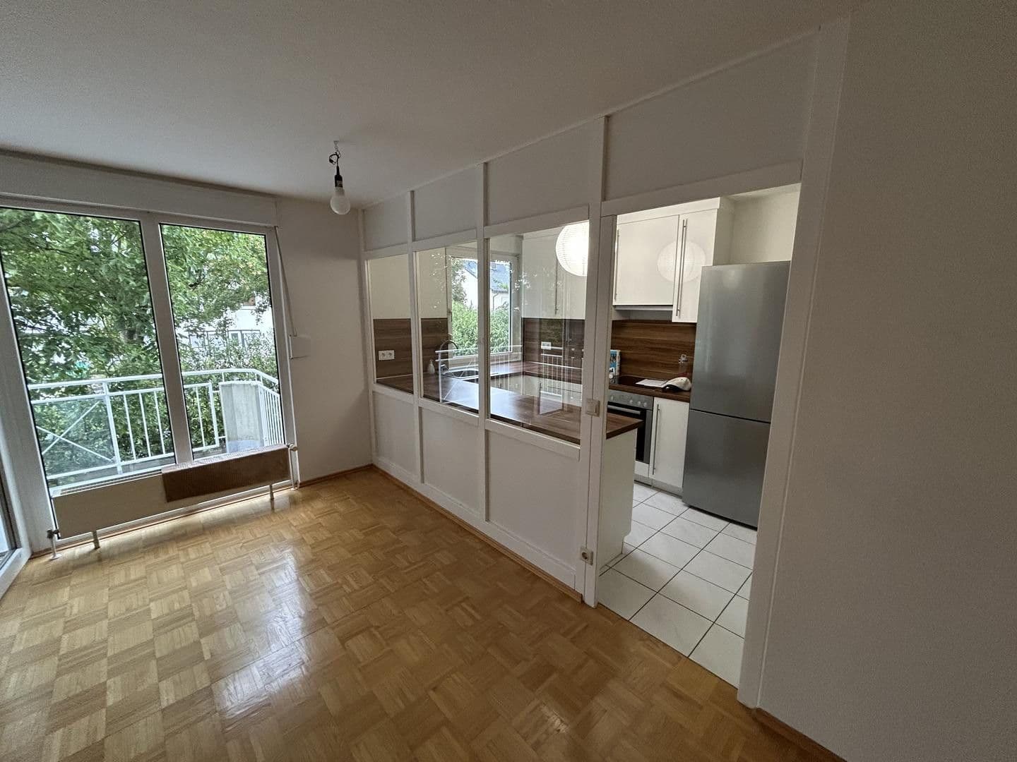 Prenájom bytu 2-izbový 70 m², Am Weiher 39-41, Hochheim, Hesensko Prenájom bytu 2-izbový 70 m², Am Weiher 39-41, Hochheim, Hesensko