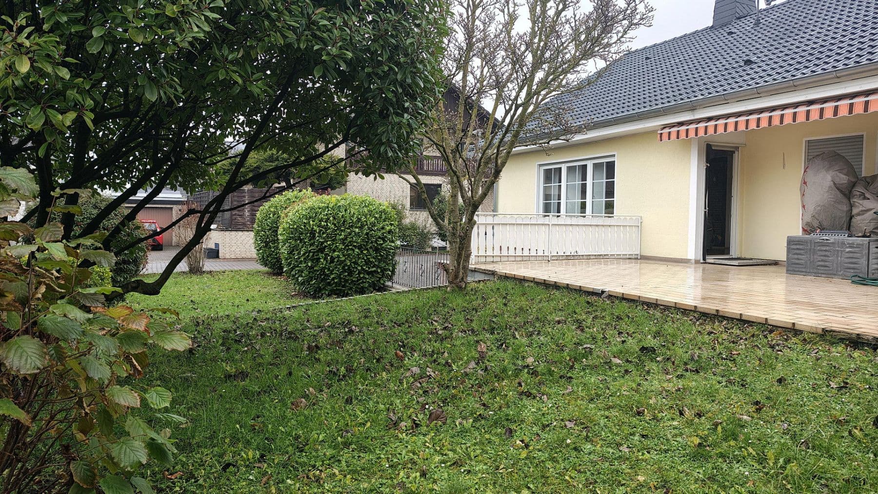 Predaj domu 167 m², pozemok 518 m², Trebur, Hesensko Predaj domu 167 m², pozemok 518 m², Trebur, Hesensko