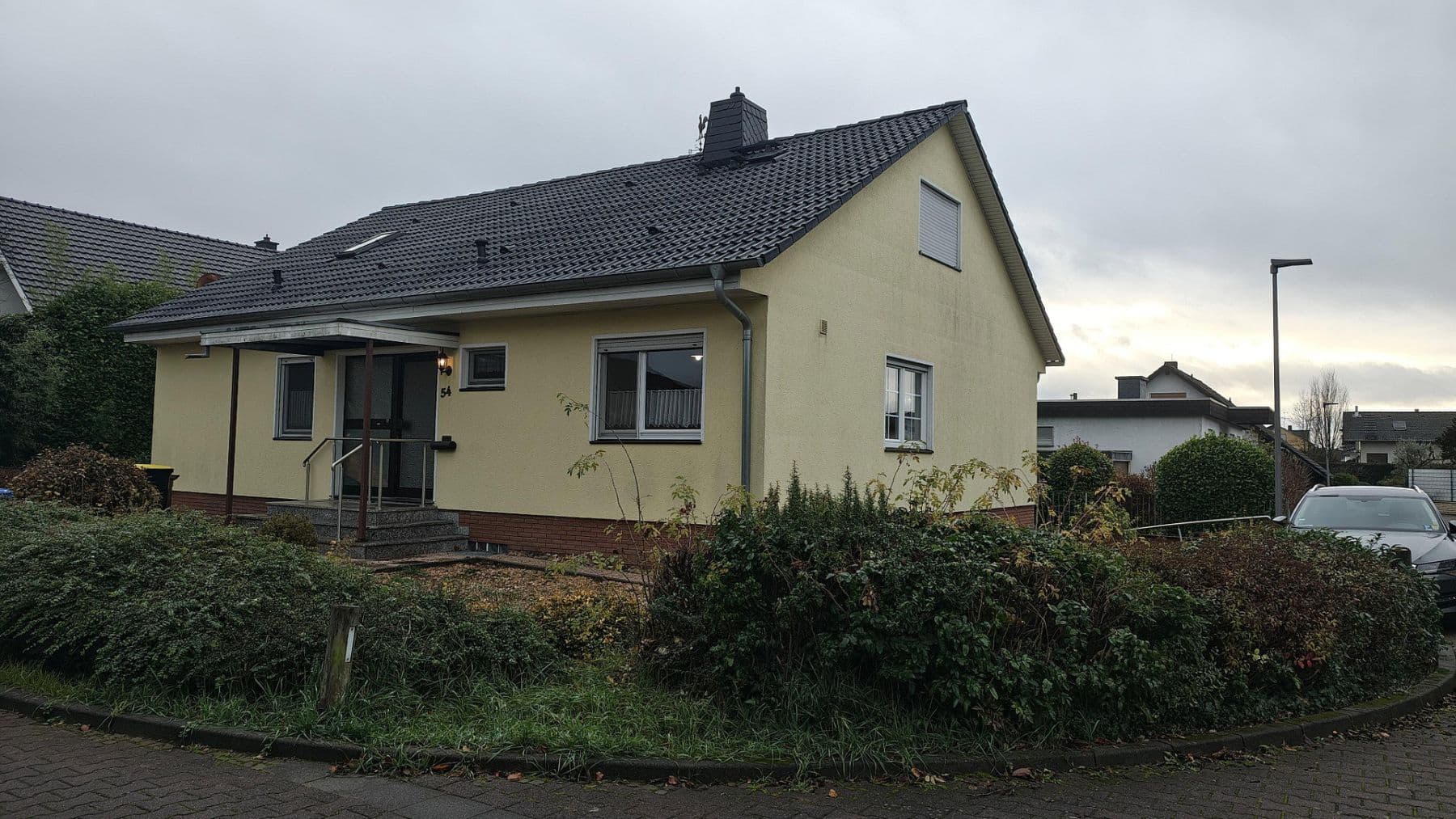 Predaj domu 167 m², pozemok 518 m², Trebur, Hesensko Predaj domu 167 m², pozemok 518 m², Trebur, Hesensko