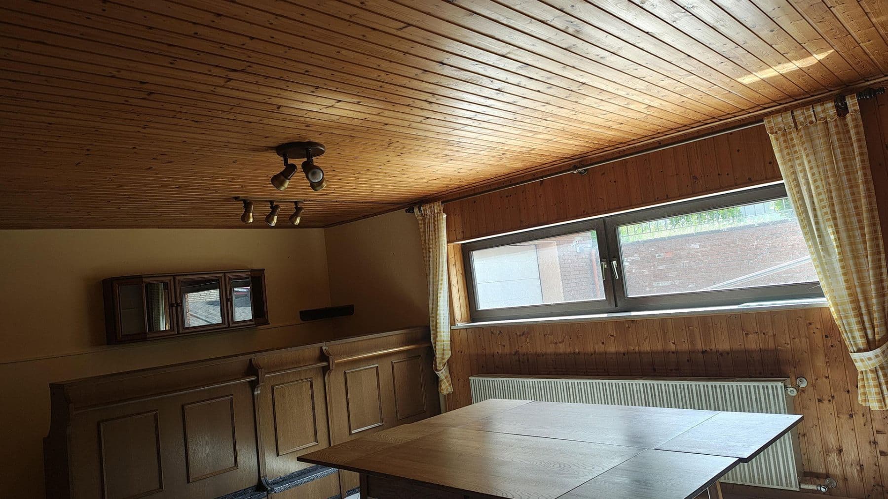 Predaj domu 167 m², pozemok 518 m², Trebur, Hesensko Predaj domu 167 m², pozemok 518 m², Trebur, Hesensko