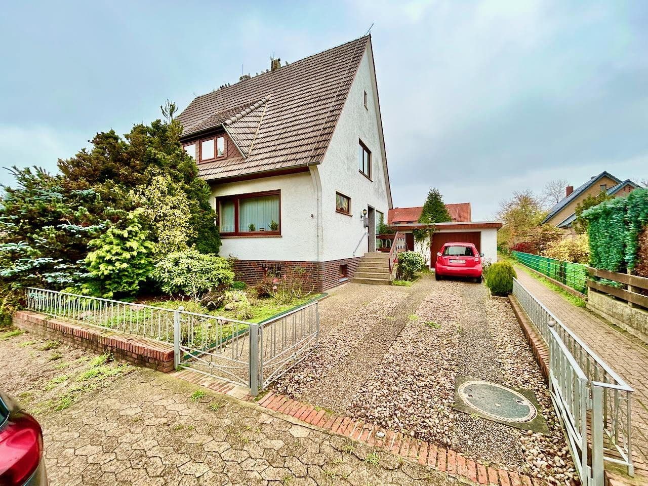 Predaj domu 156 m², pozemok 827 m², Weyhe, Dolné Sasko Predaj domu 156 m², pozemok 827 m², Weyhe, Dolné Sasko