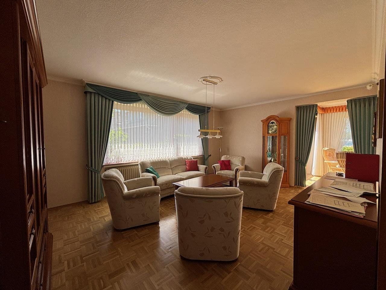 Predaj domu 156 m², pozemok 827 m², Weyhe, Dolné Sasko Predaj domu 156 m², pozemok 827 m², Weyhe, Dolné Sasko