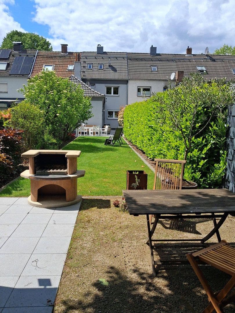 Predaj domu 107 m², pozemok 273 m², Moers, Severné Porýnie - Westfálsko Predaj domu 107 m², pozemok 273 m², Moers, Severné Porýnie - Westfálsko