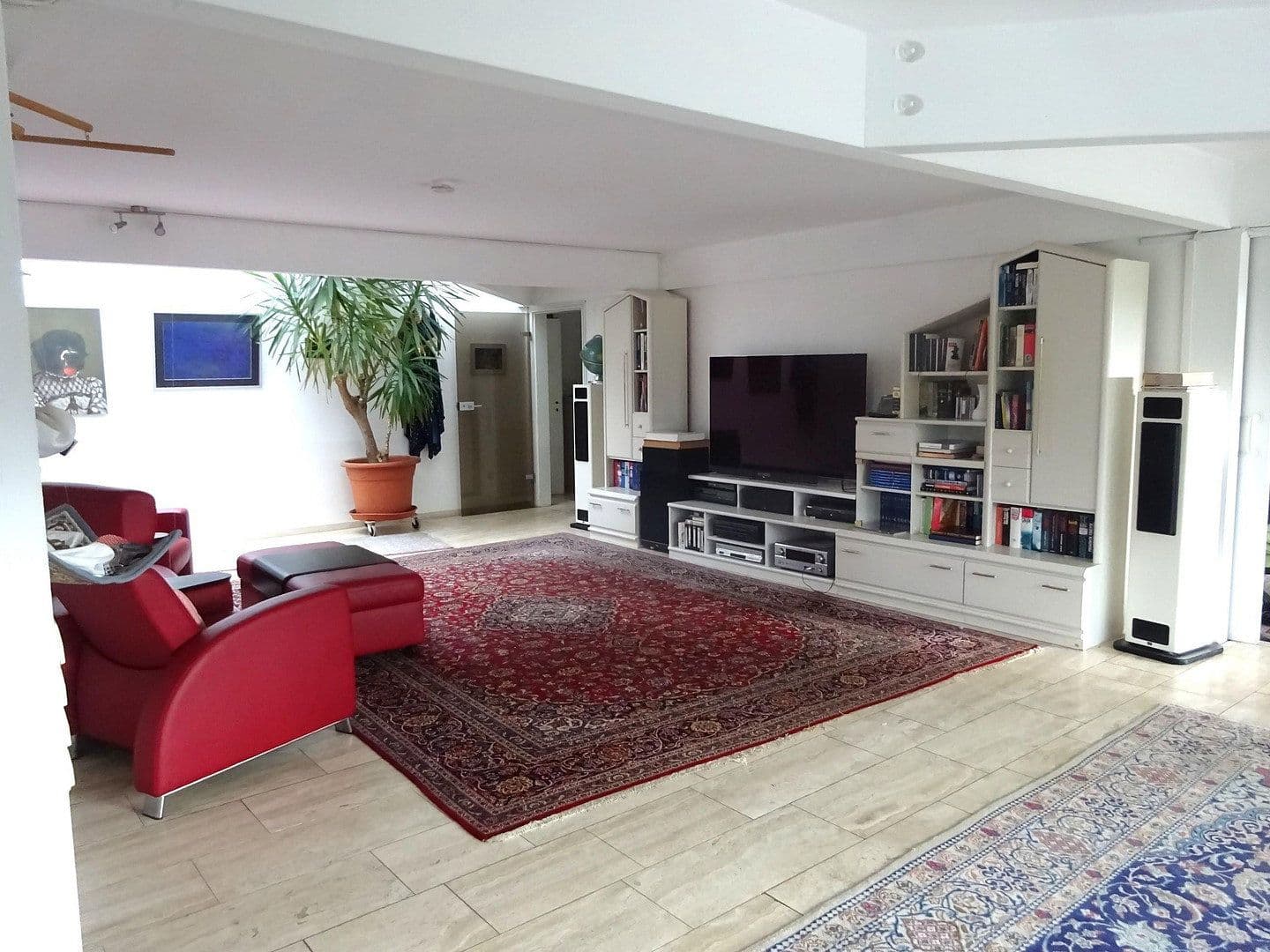 Prenájom bytu 6-izbový 290 m², Aichwald, Bádensko-Wurttembersko Prenájom bytu 6-izbový 290 m², Aichwald, Bádensko-Wurttembersko