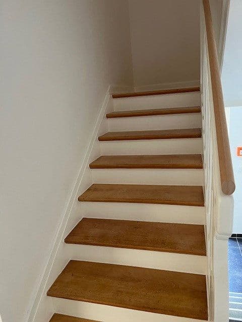 Prenájom bytu 3-izbový 88 m², Schnorrenbergstraße 1, Bonn, Severné Porýnie - Westfálsko Prenájom bytu 3-izbový 88 m², Schnorrenbergstraße 1, Bonn, Severné Porýnie - Westfálsko