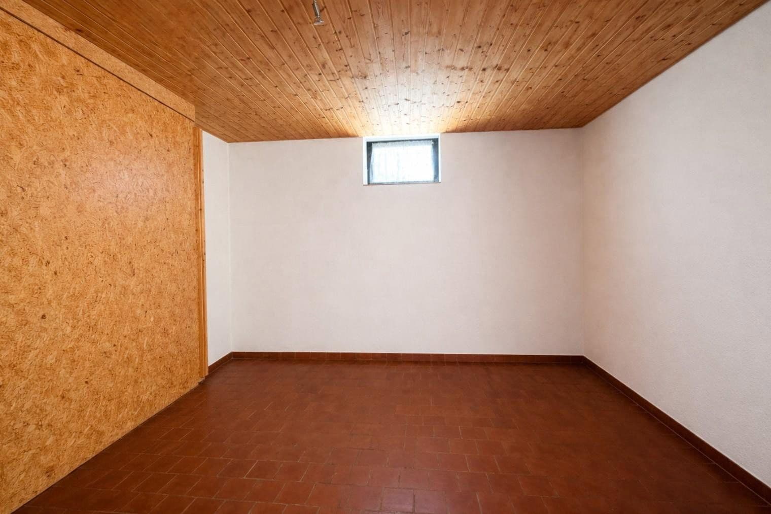 Predaj domu 318 m², pozemok 1.829 m², Babenhausen, Hesensko Predaj domu 318 m², pozemok 1.829 m², Babenhausen, Hesensko