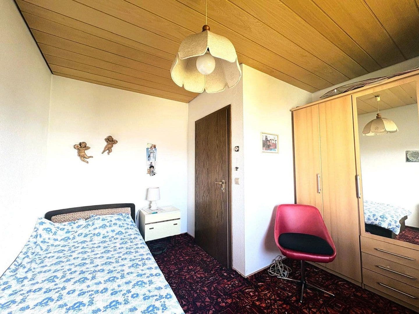 Predaj domu 318 m², pozemok 1.829 m², Babenhausen, Hesensko Predaj domu 318 m², pozemok 1.829 m², Babenhausen, Hesensko