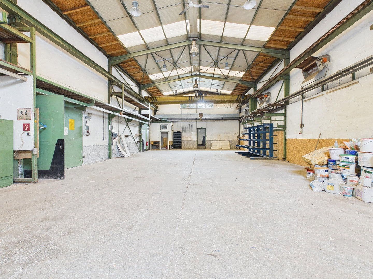 Prenájom nebytového priestoru 400 m², Finking 1, Hagen, Severné Porýnie - Westfálsko Prenájom nebytového priestoru 400 m², Finking 1, Hagen, Severné Porýnie - Westfálsko