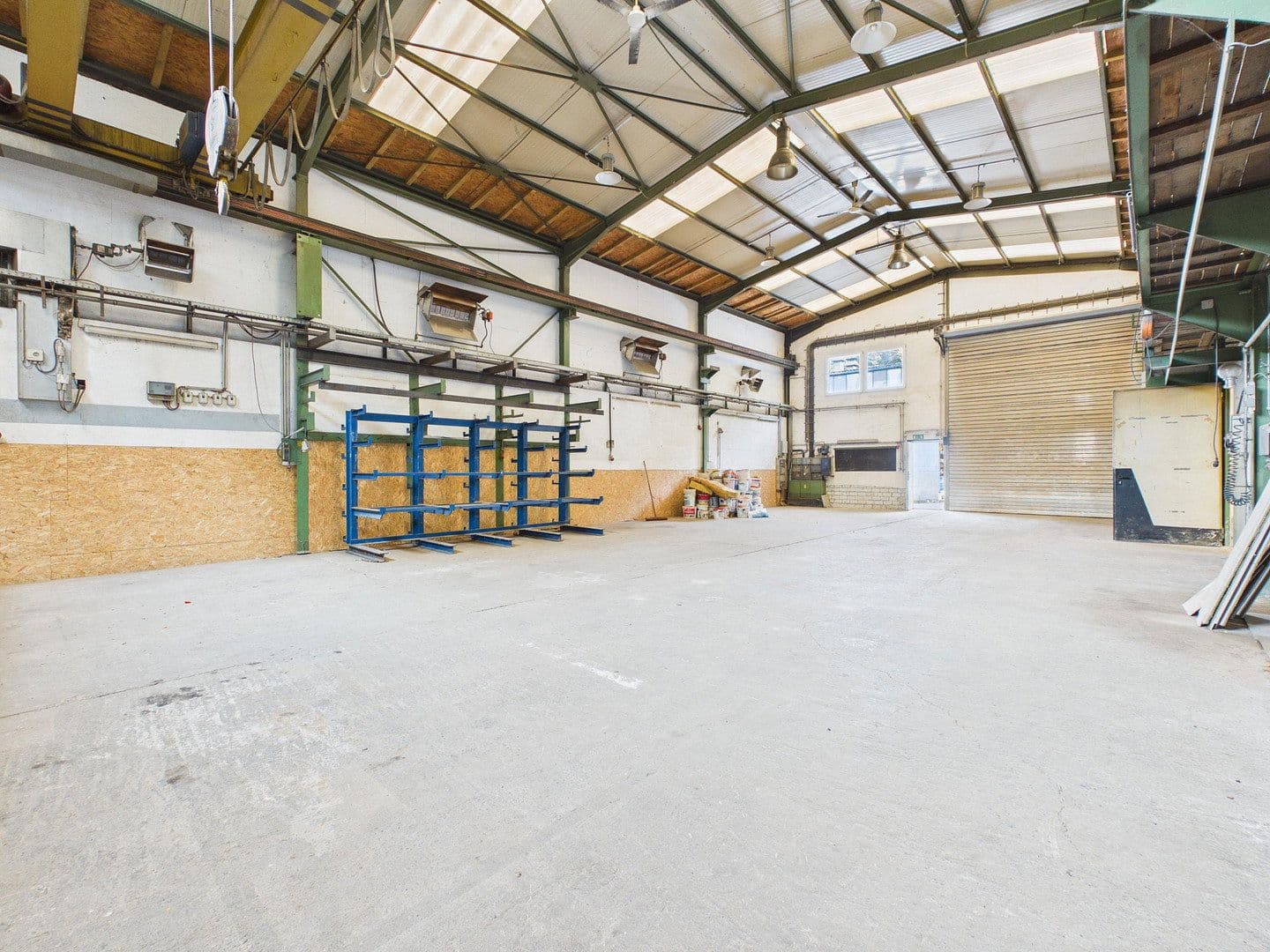 Prenájom nebytového priestoru 400 m², Finking 1, Hagen, Severné Porýnie - Westfálsko Prenájom nebytového priestoru 400 m², Finking 1, Hagen, Severné Porýnie - Westfálsko