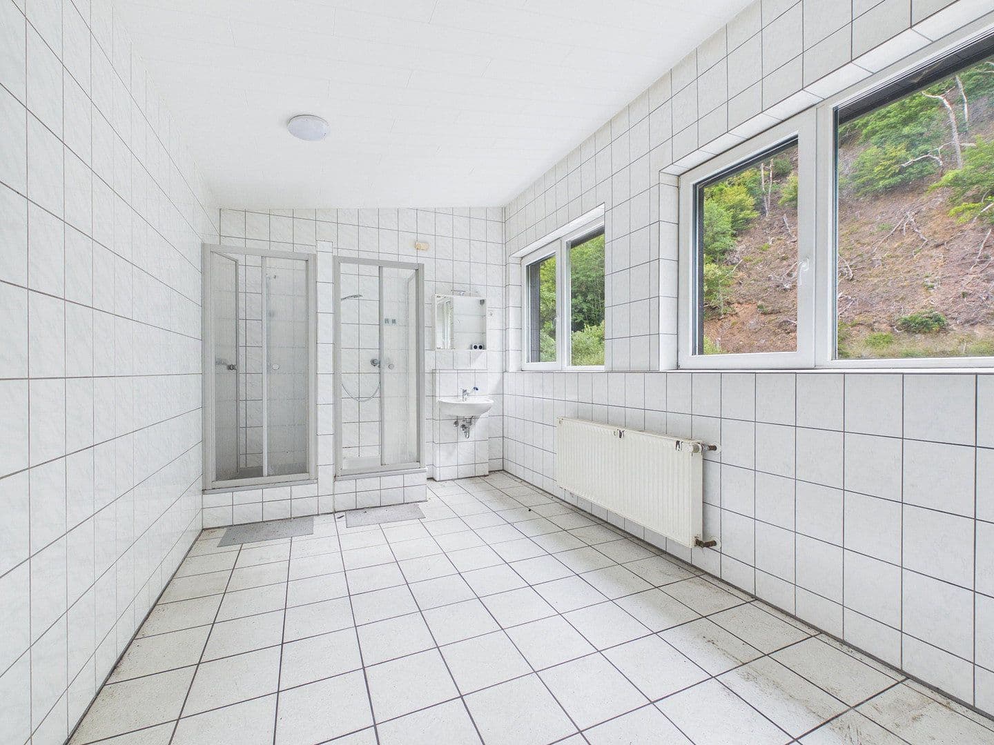 Prenájom nebytového priestoru 400 m², Finking 1, Hagen, Severné Porýnie - Westfálsko Prenájom nebytového priestoru 400 m², Finking 1, Hagen, Severné Porýnie - Westfálsko
