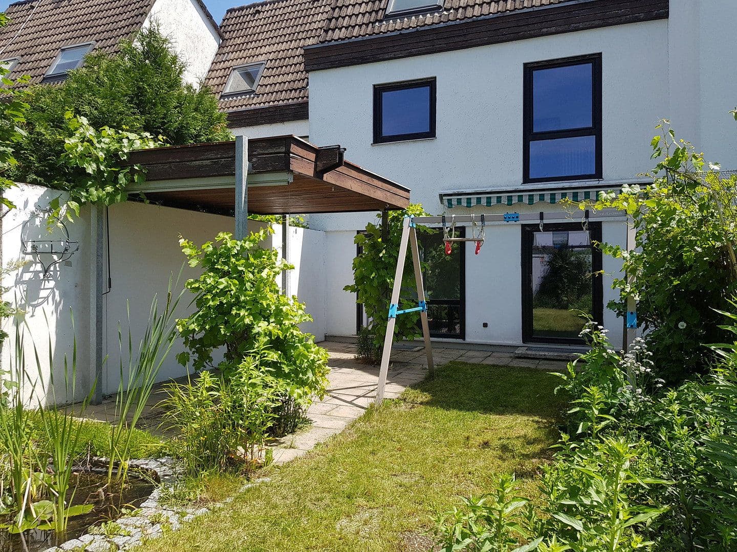 Predaj domu 127 m², pozemok 261 m², Grasbrunn, Bavorsko Predaj domu 127 m², pozemok 261 m², Grasbrunn, Bavorsko