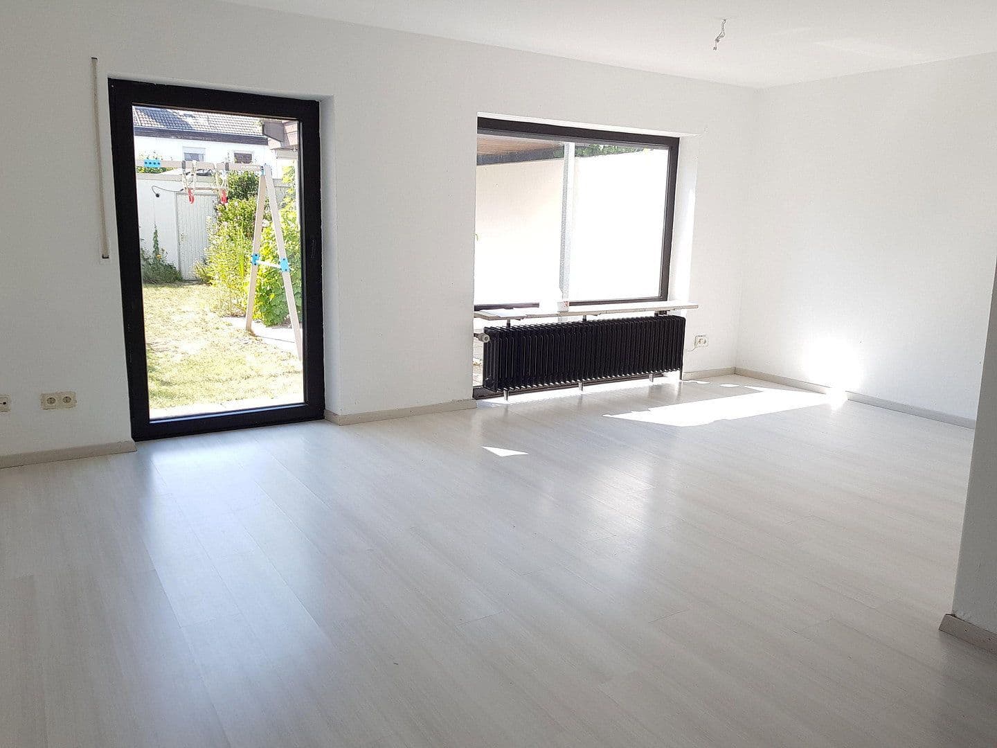Predaj domu 127 m², pozemok 261 m², Grasbrunn, Bavorsko Predaj domu 127 m², pozemok 261 m², Grasbrunn, Bavorsko