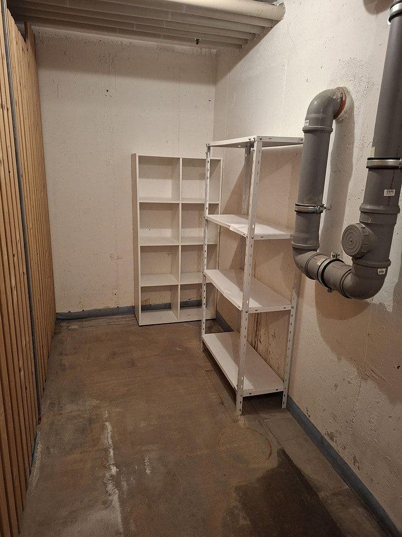 Prenájom bytu 2-izbový 57 m², Ludwigsburger Str. 204, Zuffenhausen, Bádensko-Wurttembersko Prenájom bytu 2-izbový 57 m², Ludwigsburger Str. 204, Zuffenhausen, Bádensko-Wurttembersko