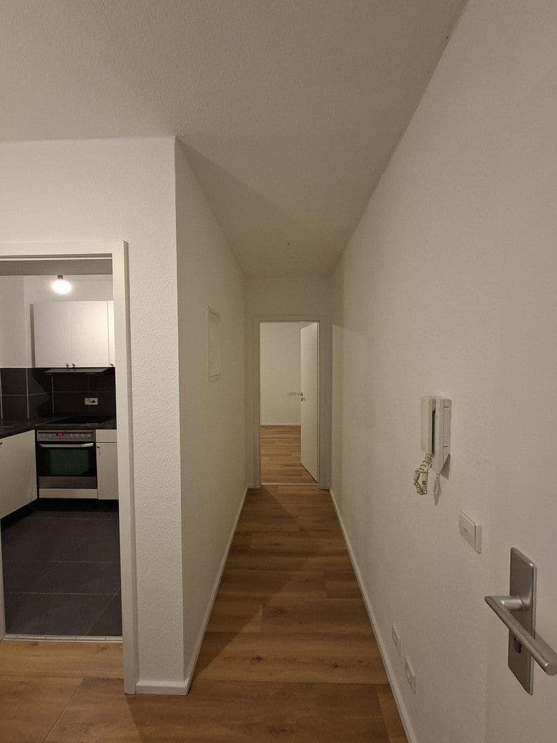 Prenájom bytu 2-izbový 57 m², Ludwigsburger Str. 204, Zuffenhausen, Bádensko-Wurttembersko Prenájom bytu 2-izbový 57 m², Ludwigsburger Str. 204, Zuffenhausen, Bádensko-Wurttembersko