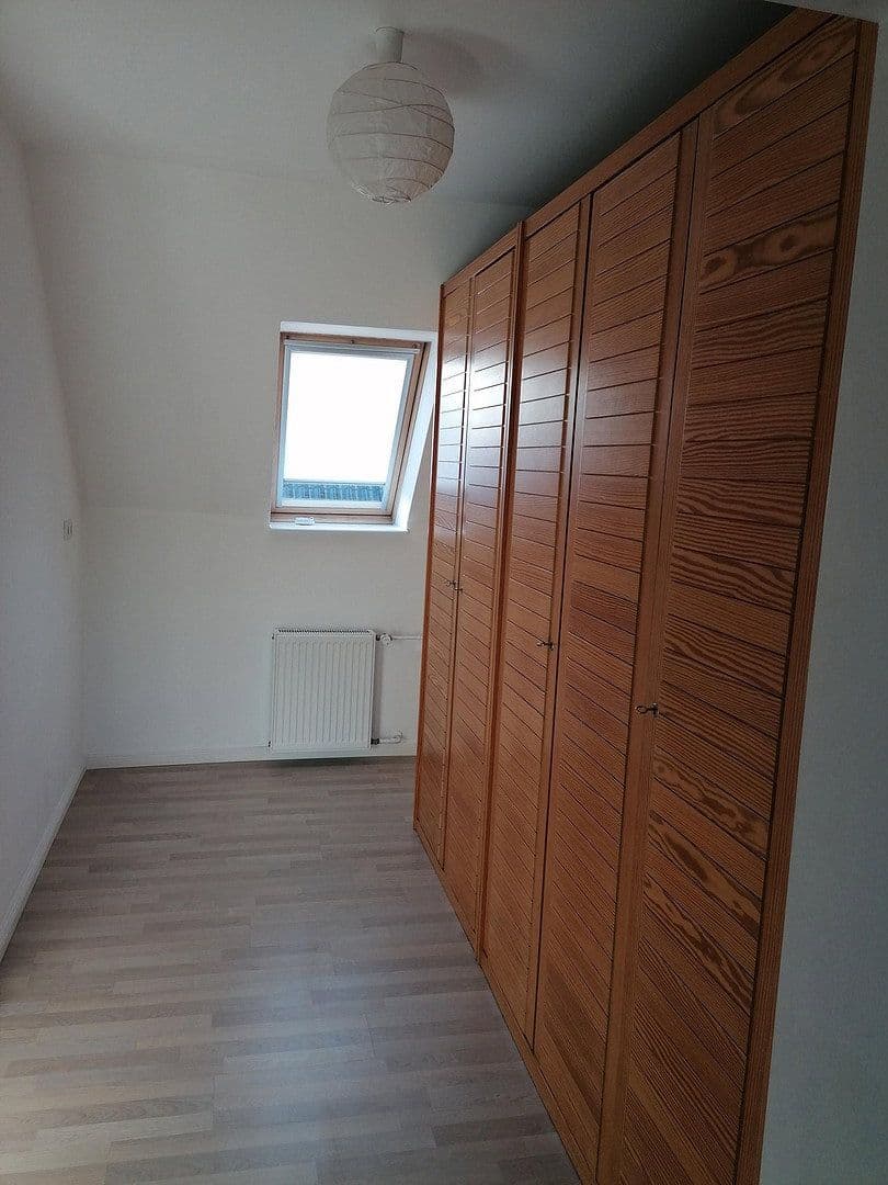 Predaj domu 201 m², pozemok 400 m², In de Simp 24, Pinneberg, Šlezvicko-Holštajnsko Predaj domu 201 m², pozemok 400 m², In de Simp 24, Pinneberg, Šlezvicko-Holštajnsko